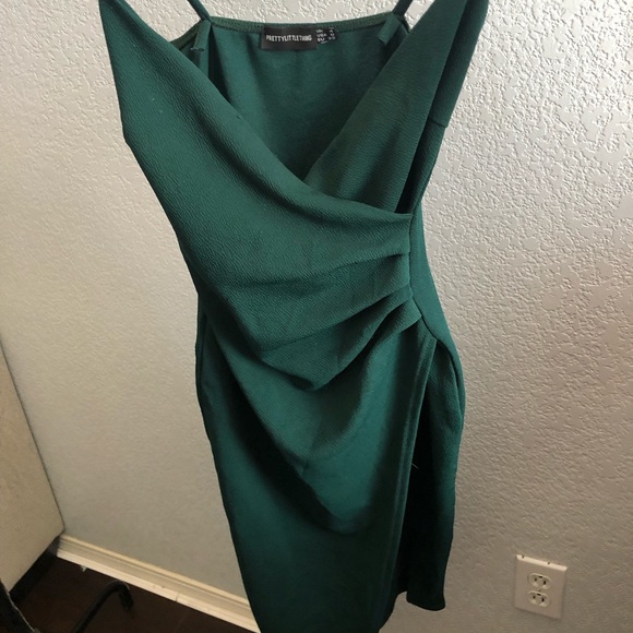 PrettyLittleThing Dresses & Skirts - An olive green tight slit dress